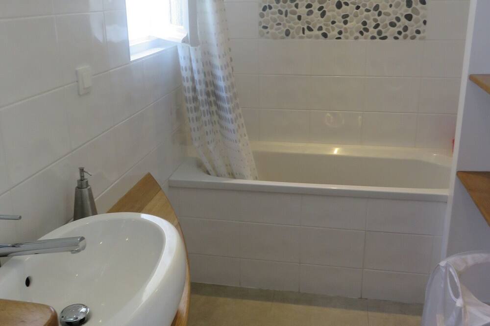 Photo of Bathroom in Batz-sur-Mer