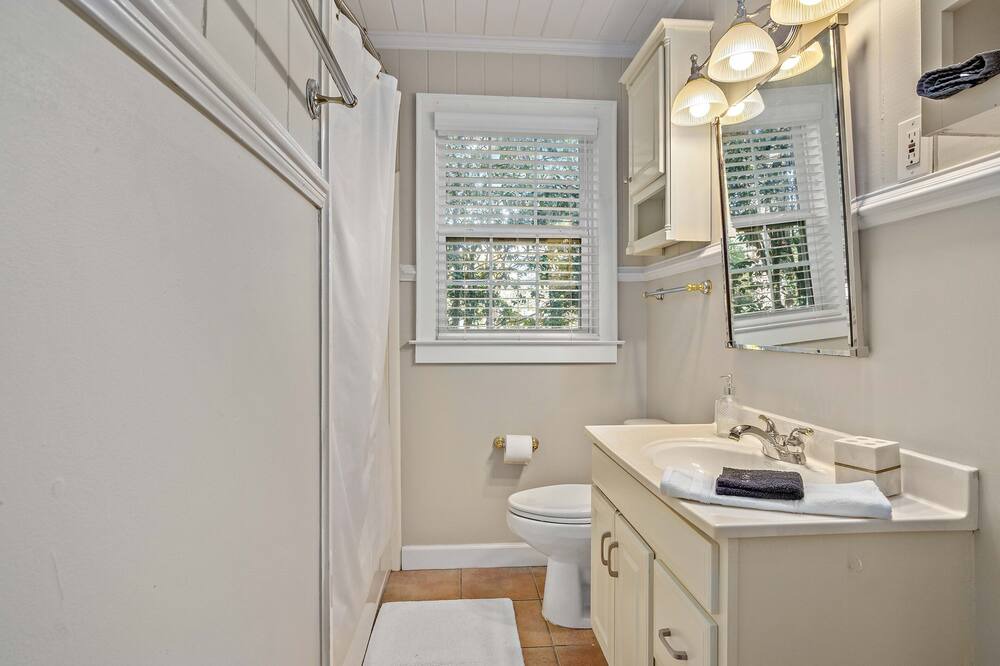 Photo of Bedroom in Mobile