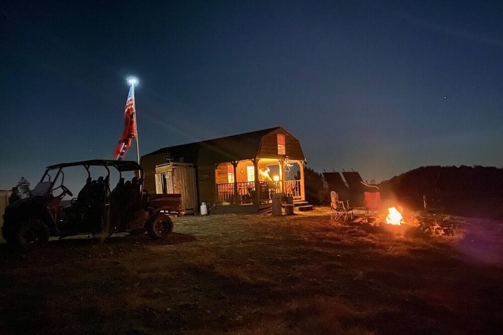 Photo of Others in Blue Mountain