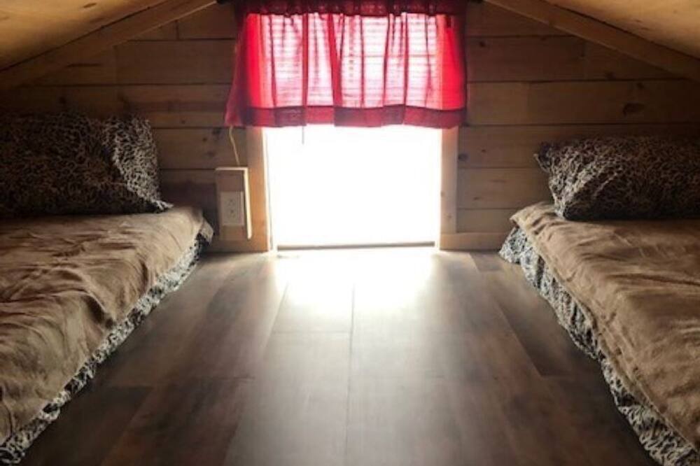 Photo of Bedroom in Blue Mountain