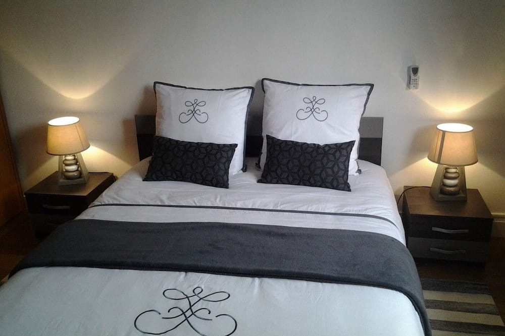 Photo of Bedroom in Angles