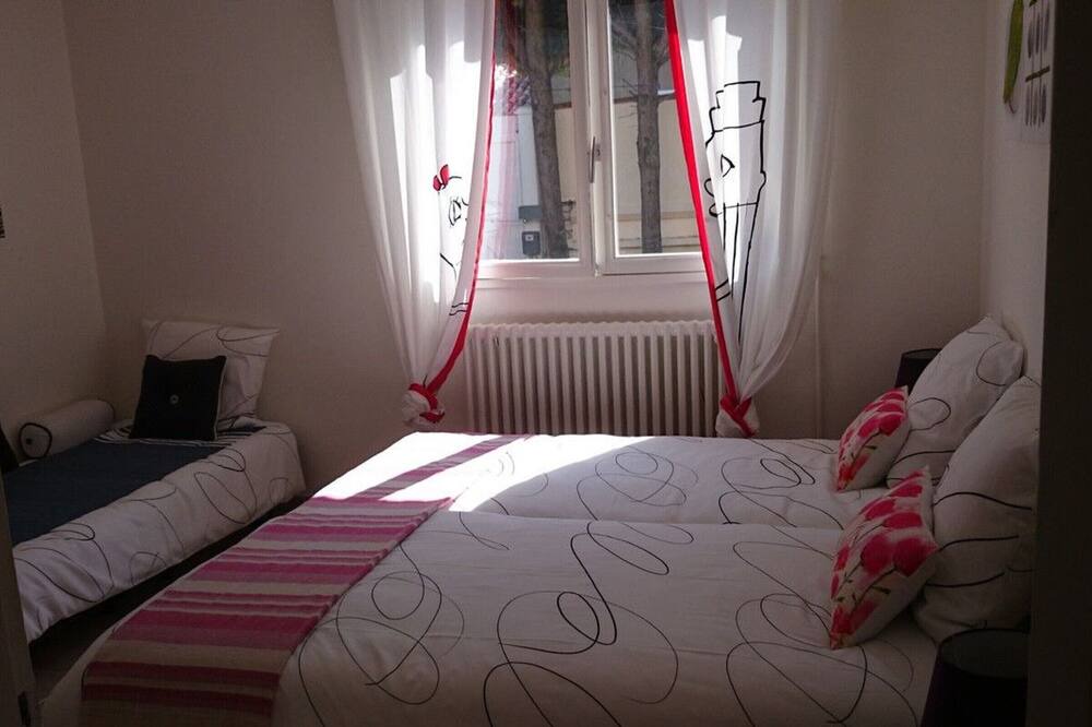 Photo of Bedroom in Angles