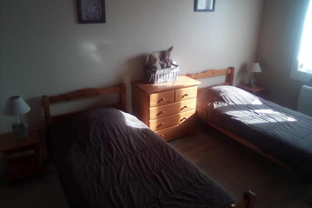 Photo of Bedroom in Saint-Aubin-la-Plaine