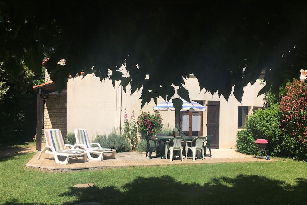 Photo of Outdoor in Saint-Aubin-la-Plaine