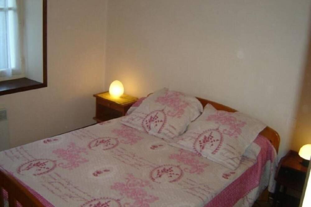 Photo of Bedroom in Saint-Hilaire-de-Riez