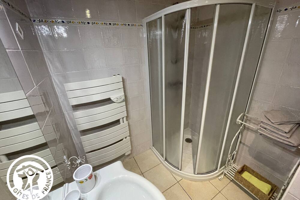Photo of Bathroom in Thorigny
