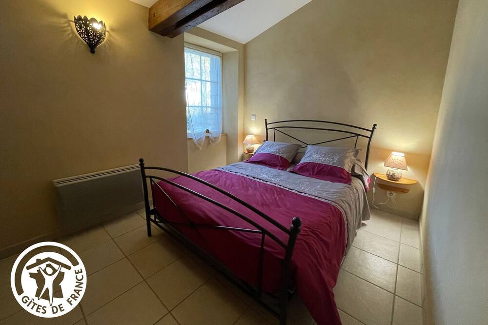 Photo of Bedroom in Thorigny