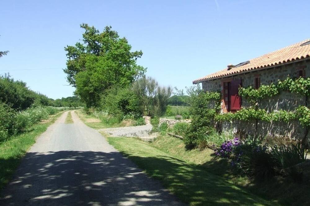 Photo of Outdoor in Thorigny