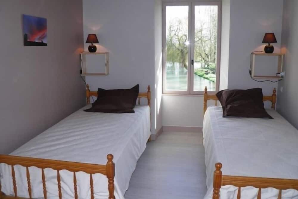 Photo of Bedroom in Foussais-Payre