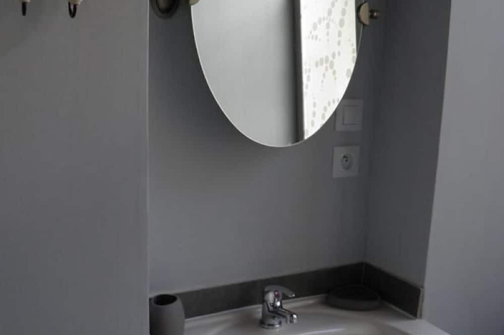 Photo of Bathroom in Foussais-Payre