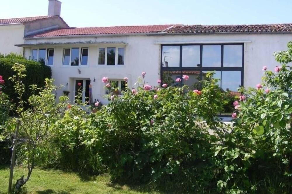 Photo of Outdoor in Saint-Michel-en-l'Herm