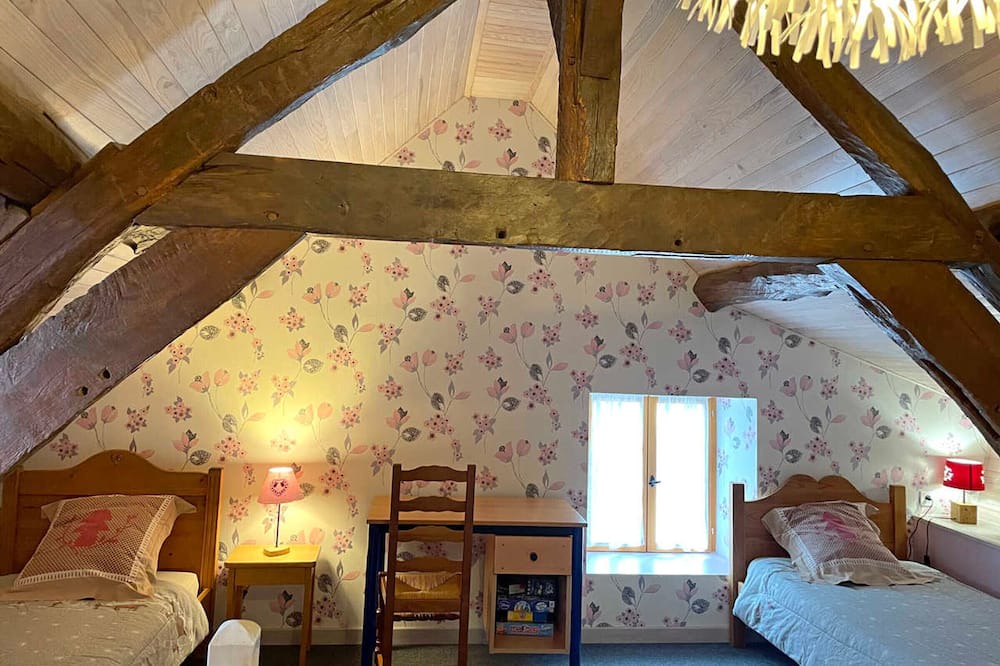 Photo of Bedroom in Avrilly