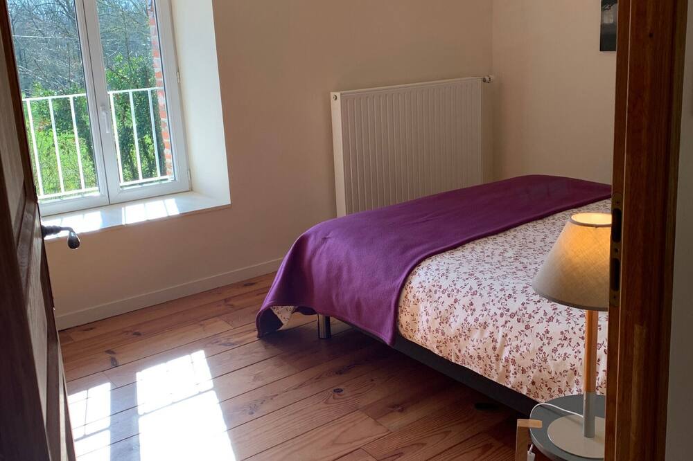 Photo of Bedroom in Fougere