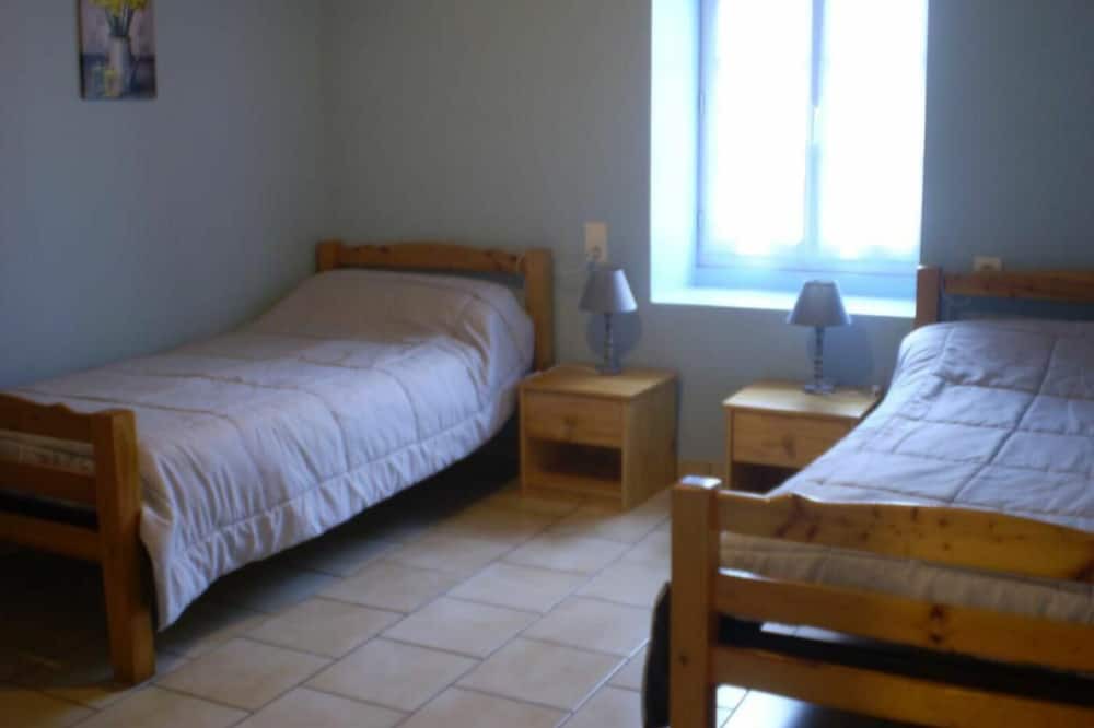 Photo of Bedroom in Chaille-les-Marais