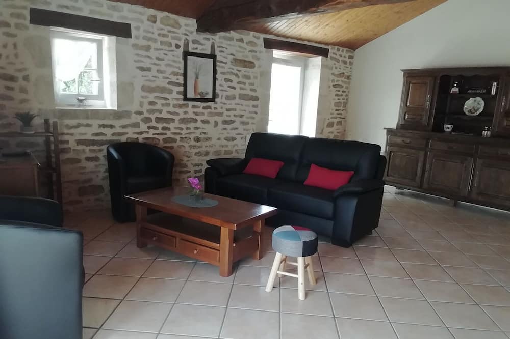 Photo of Livingroom in Chaille-les-Marais