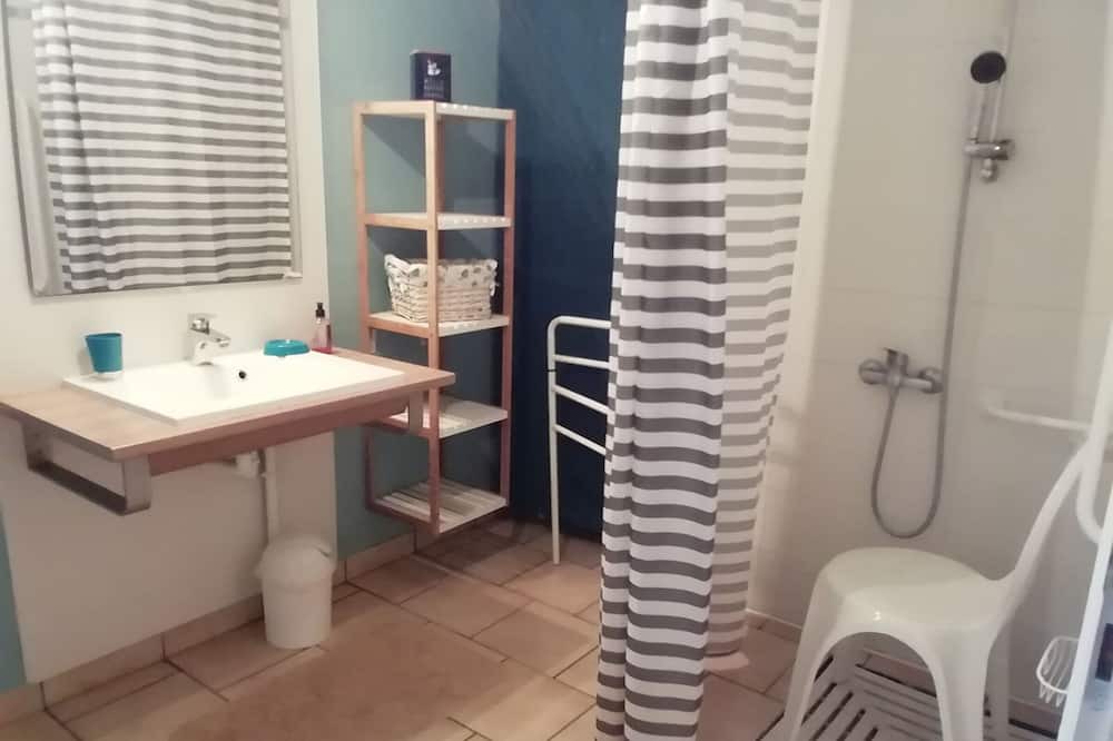 Photo of Bathroom in Chaille-les-Marais