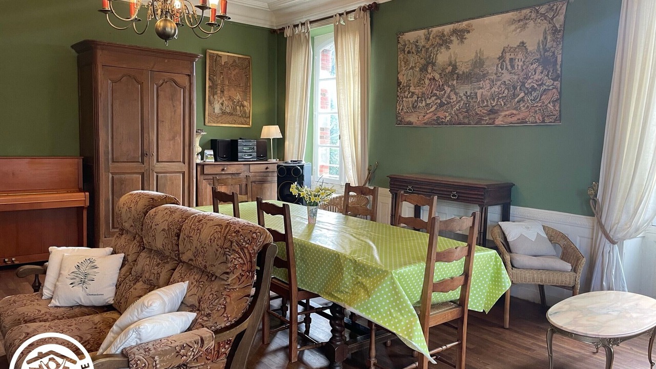 Photo of Others in Le Champ-Saint-Pere