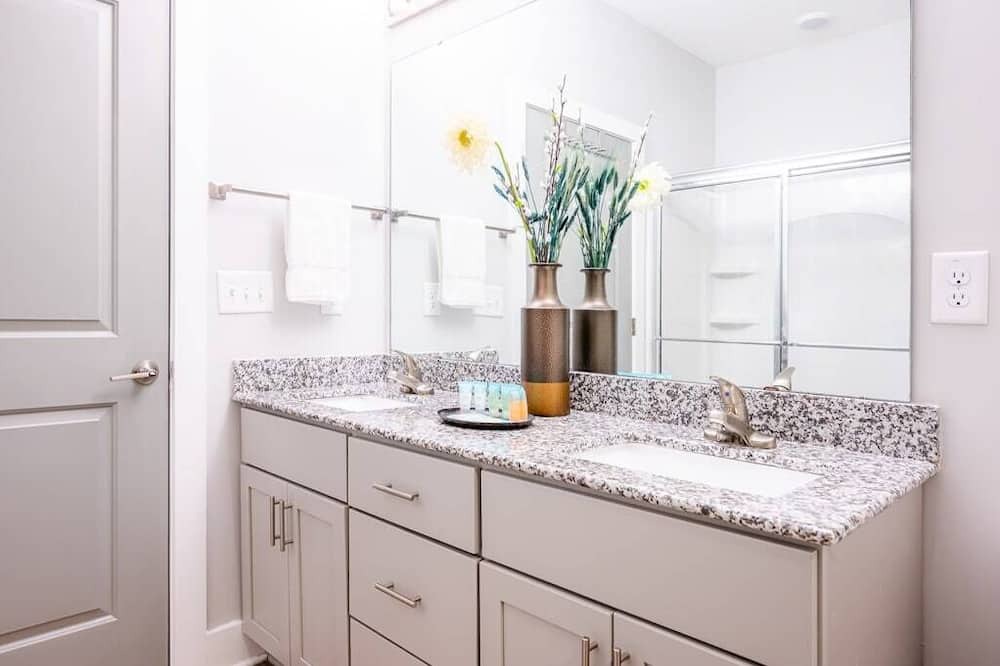 Photo of Bathroom in Morrisville