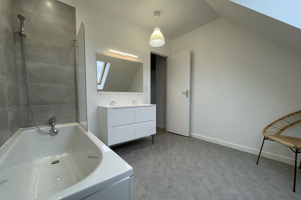 Photo of Bathroom in Esvres