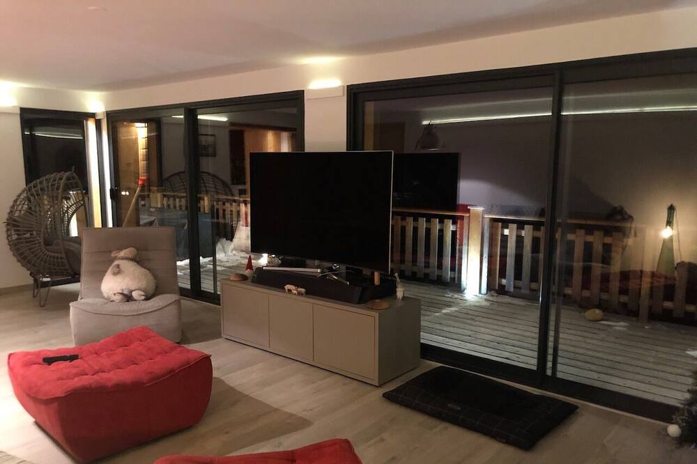 Photo of Livingroom in Meolans-Revel