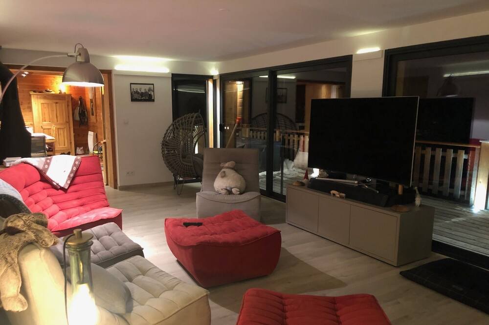 Photo of Livingroom in Meolans-Revel