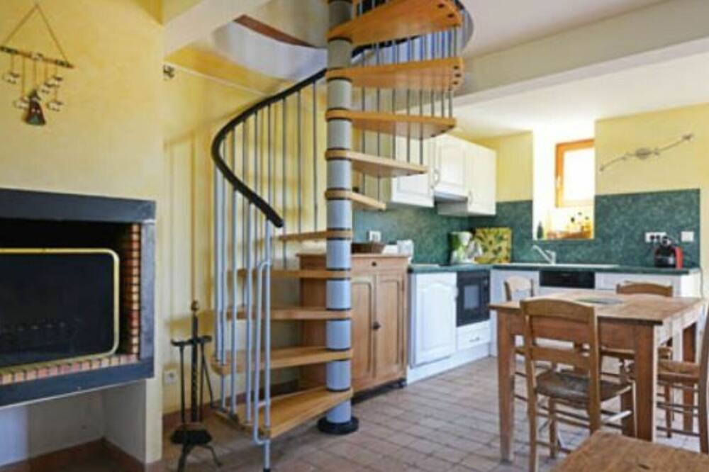 Photo of Livingroom in Martrin