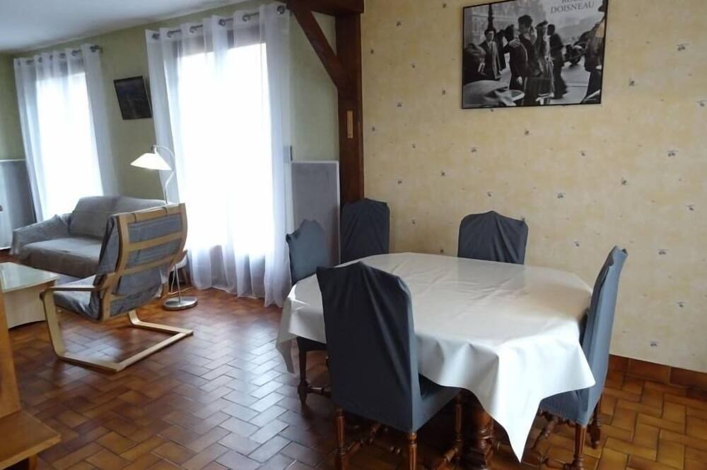Photo of Livingroom in Mouret
