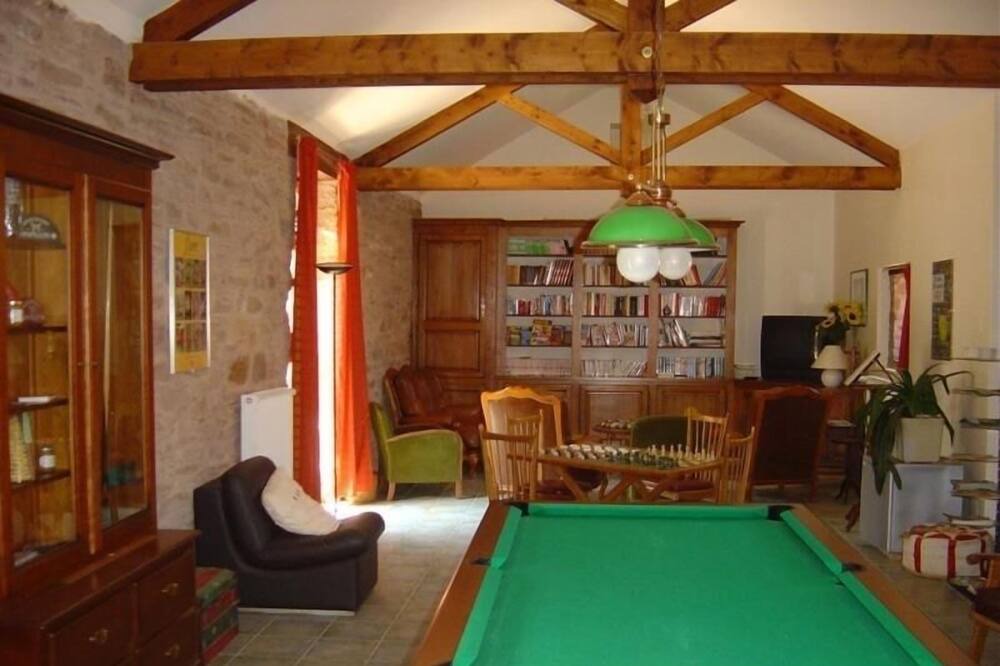 Photo of Bedroom in Martrin