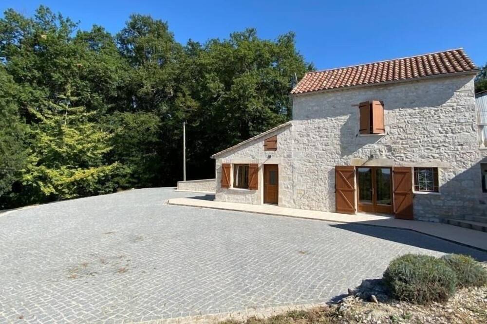 Photo of Outdoor in Trejouls