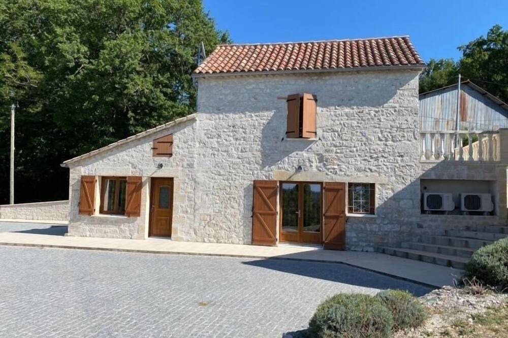 Photo of Outdoor in Trejouls