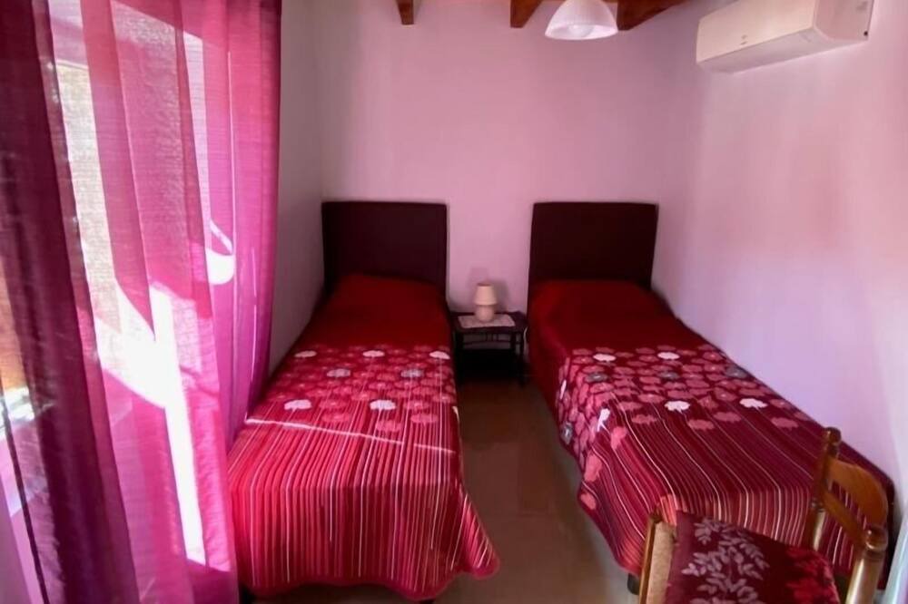 Photo of Bedroom in Trejouls