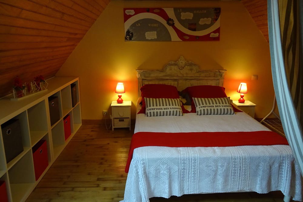 Photo of Bedroom in Nauviale