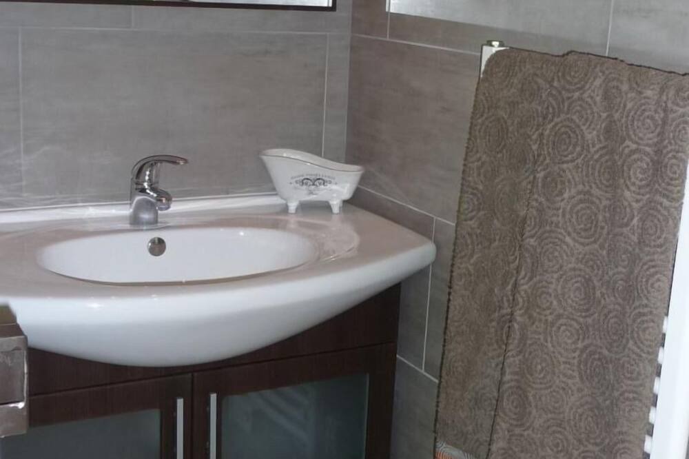 Photo of Bathroom in Nauviale