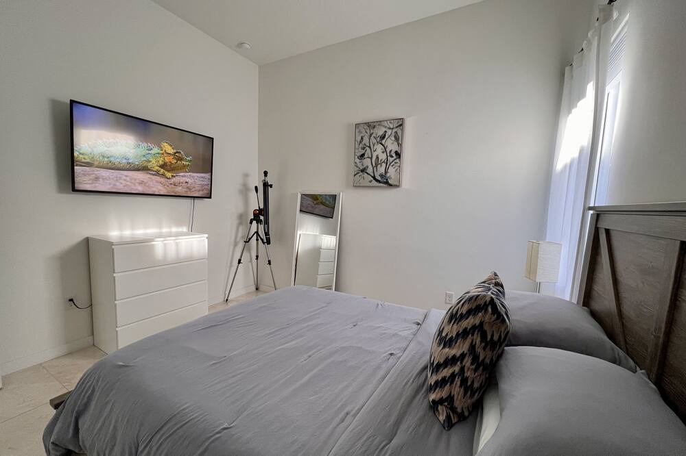 Photo of Bedroom in Richmond West
