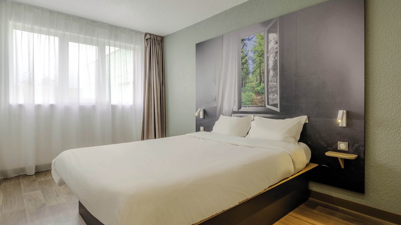 Photo of Bedroom in Proville