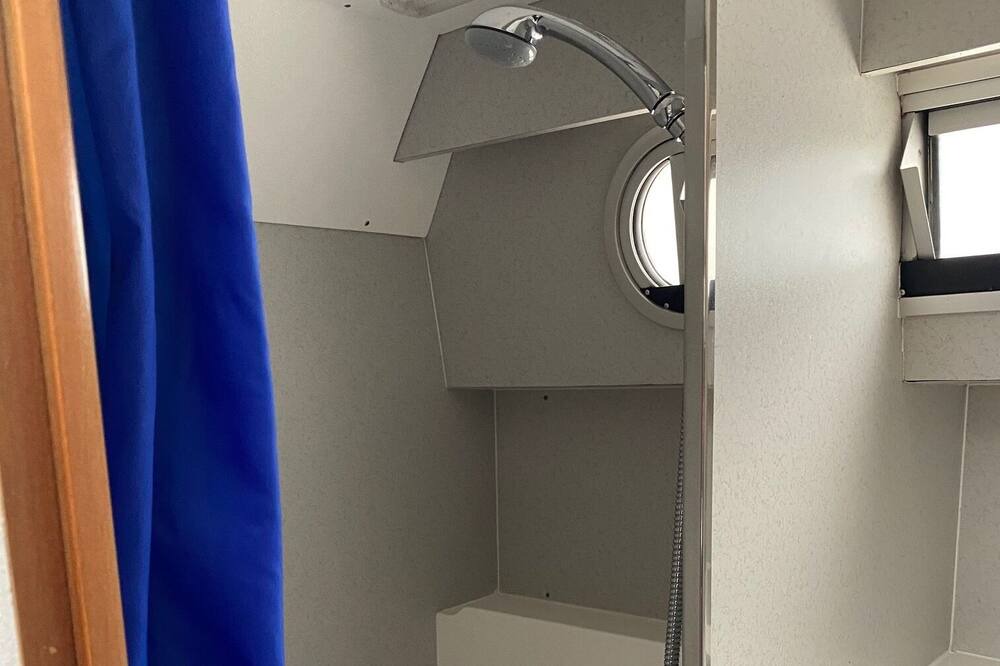 Photo of Bathroom in Toul