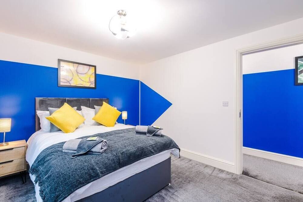 Photo of Bedroom in Whitnash