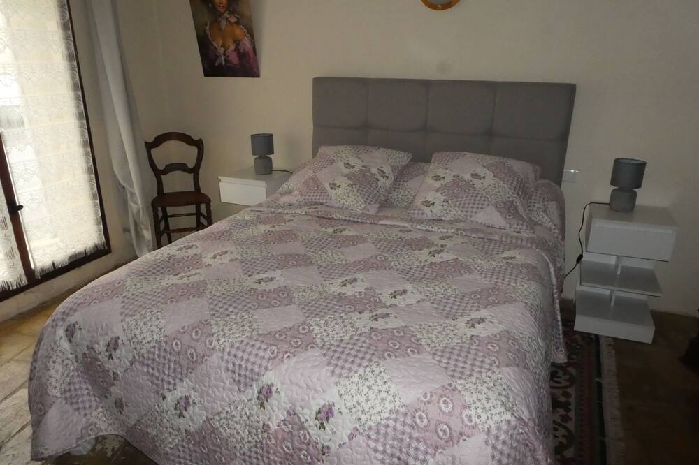 Photo of Bedroom in Souvignargues