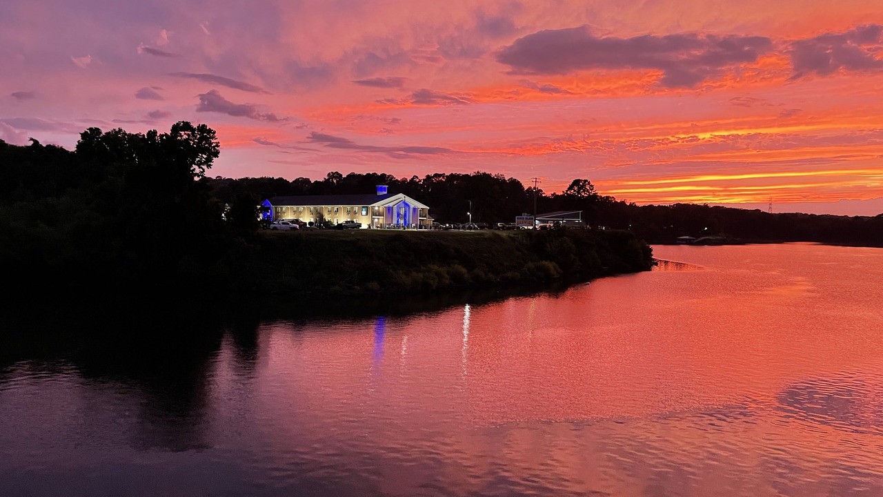 Photo of Outdoor in Clarksville