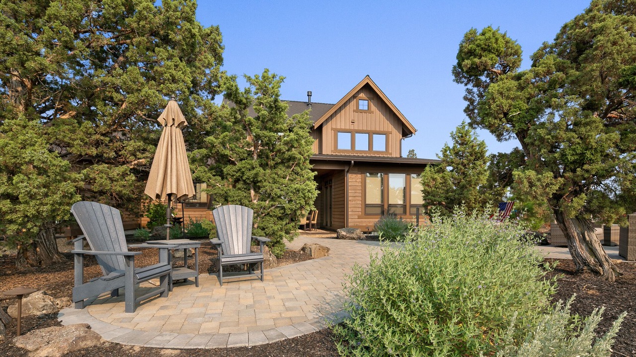 Photo of Outdoor in Alfalfa