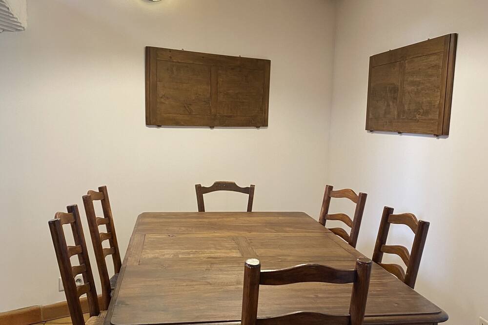 Photo of Kitchen in Saint-Just-et-le-Bezu