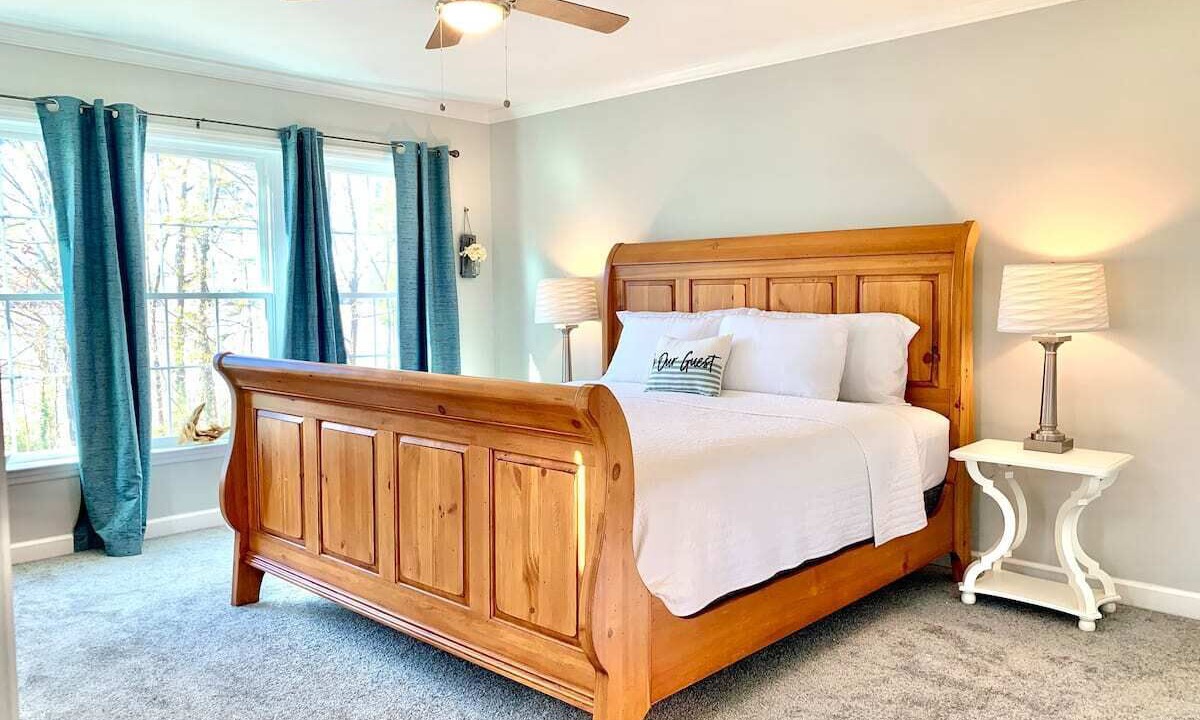 Photo of Bedroom in Oak Hill Park
