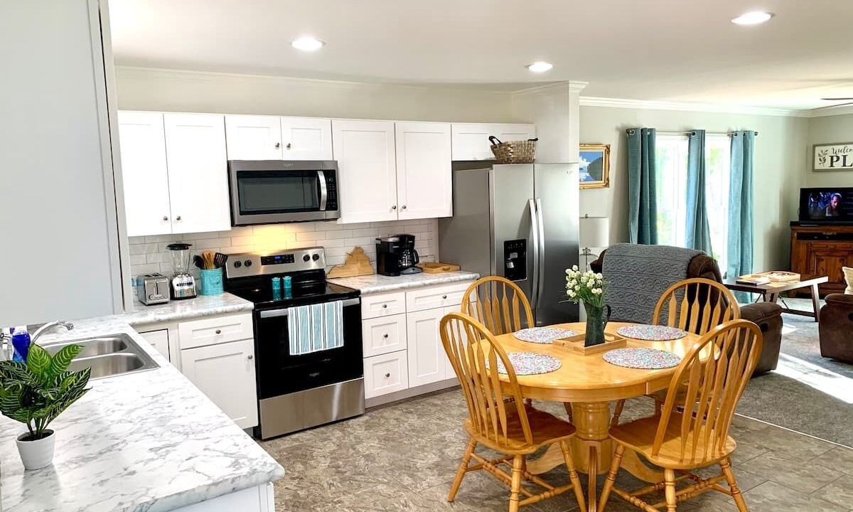 Photo of Kitchen in Oak Hill Park