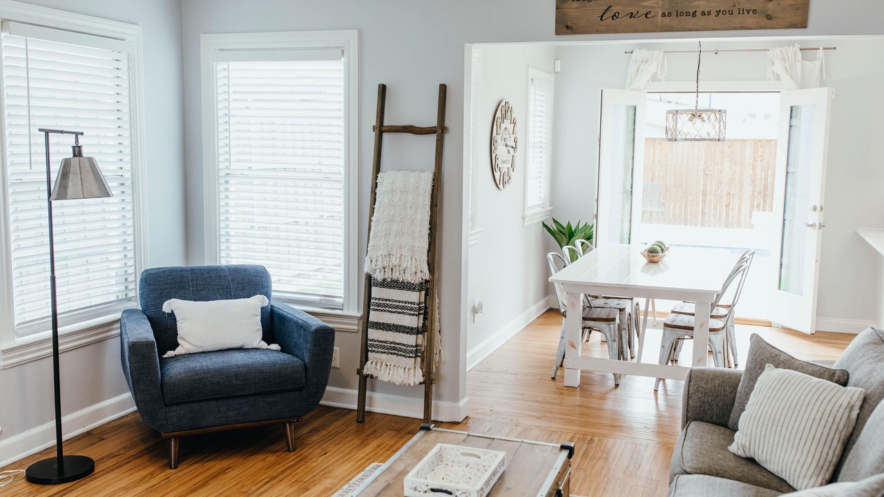 Photo of Livingroom in Old East Dallas