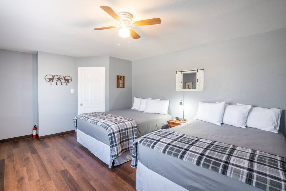 Photo of Bedroom in Yantis