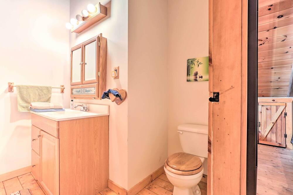 Photo of Bathroom in Town of Colchester