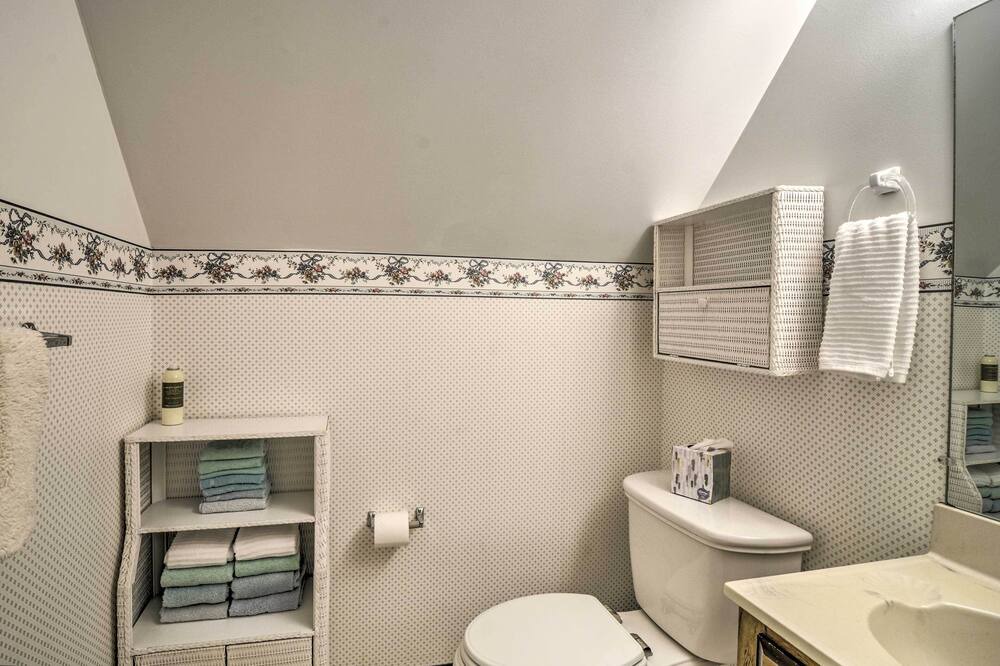 Photo of Bathroom in Elmira