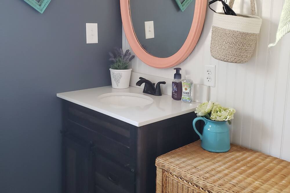 Photo of Bathroom in Dunnellon