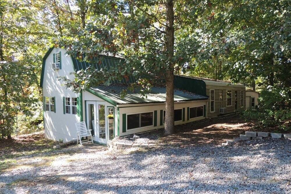 Photo of Outdoor in Barium Springs