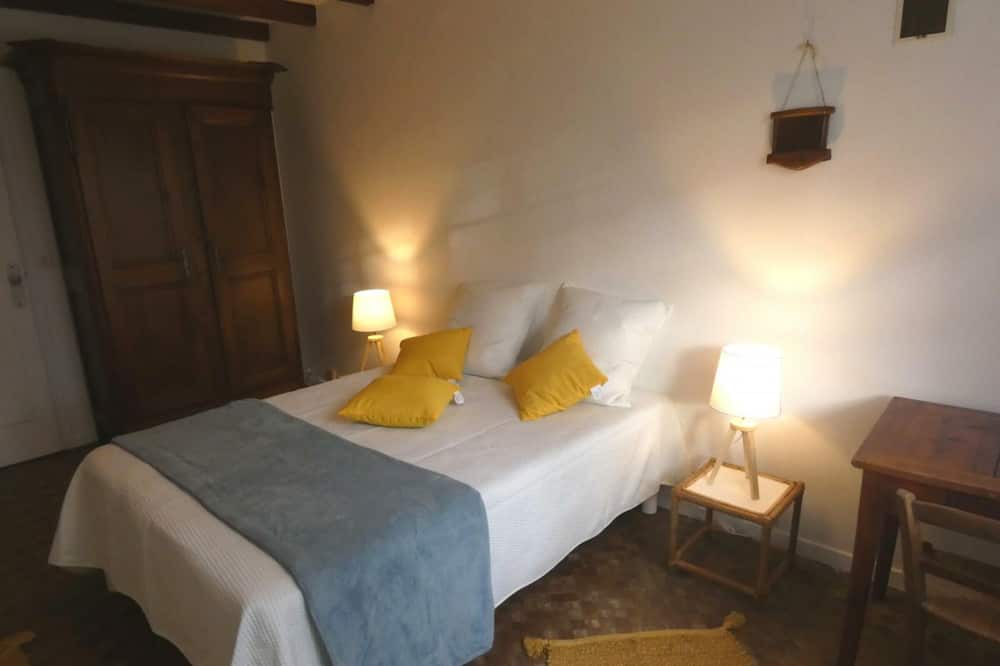 Photo of Bedroom in Bascons